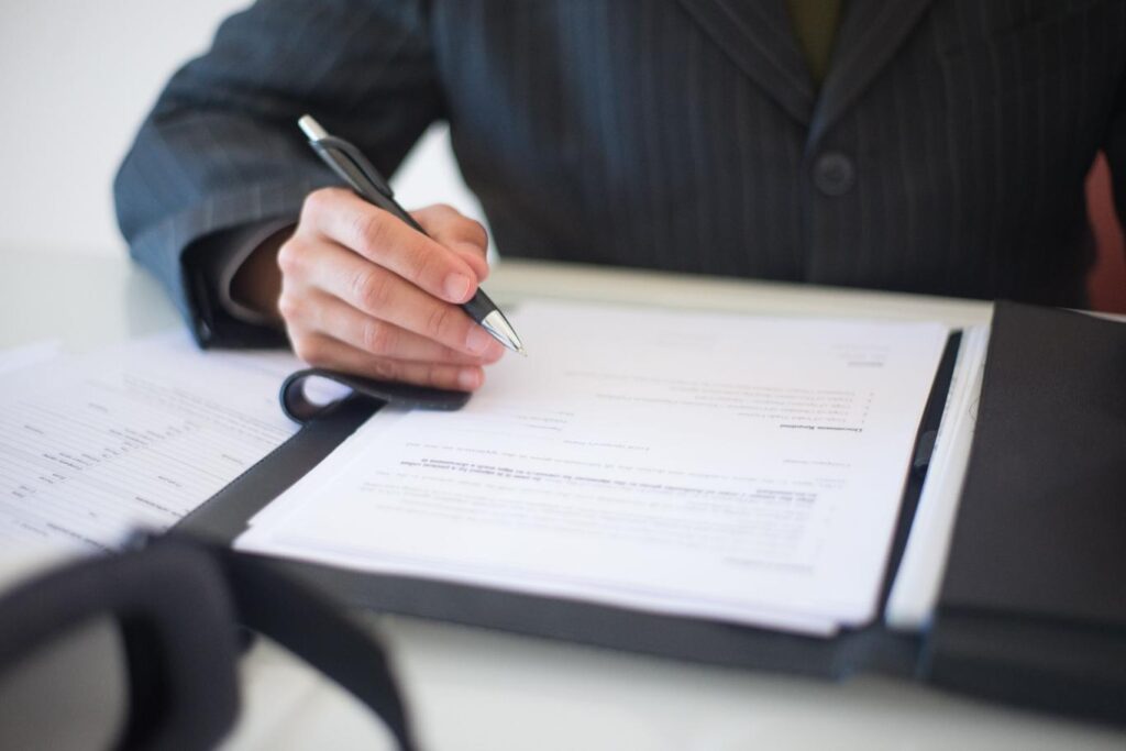 Know your contract before delay does
