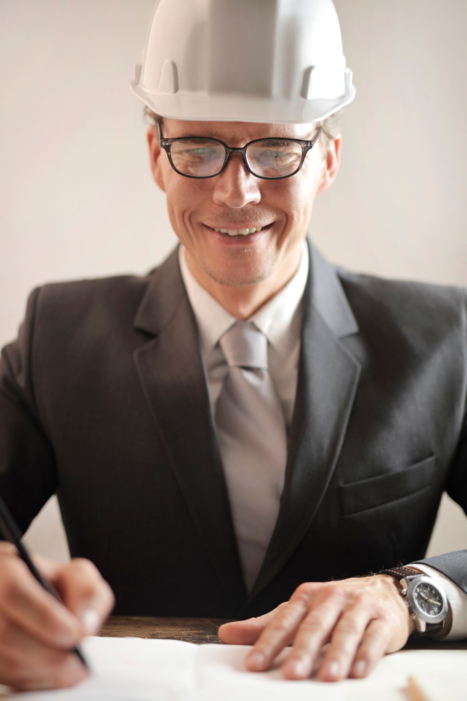 Reliable delay-damages calculations begin with organized project and cost records.